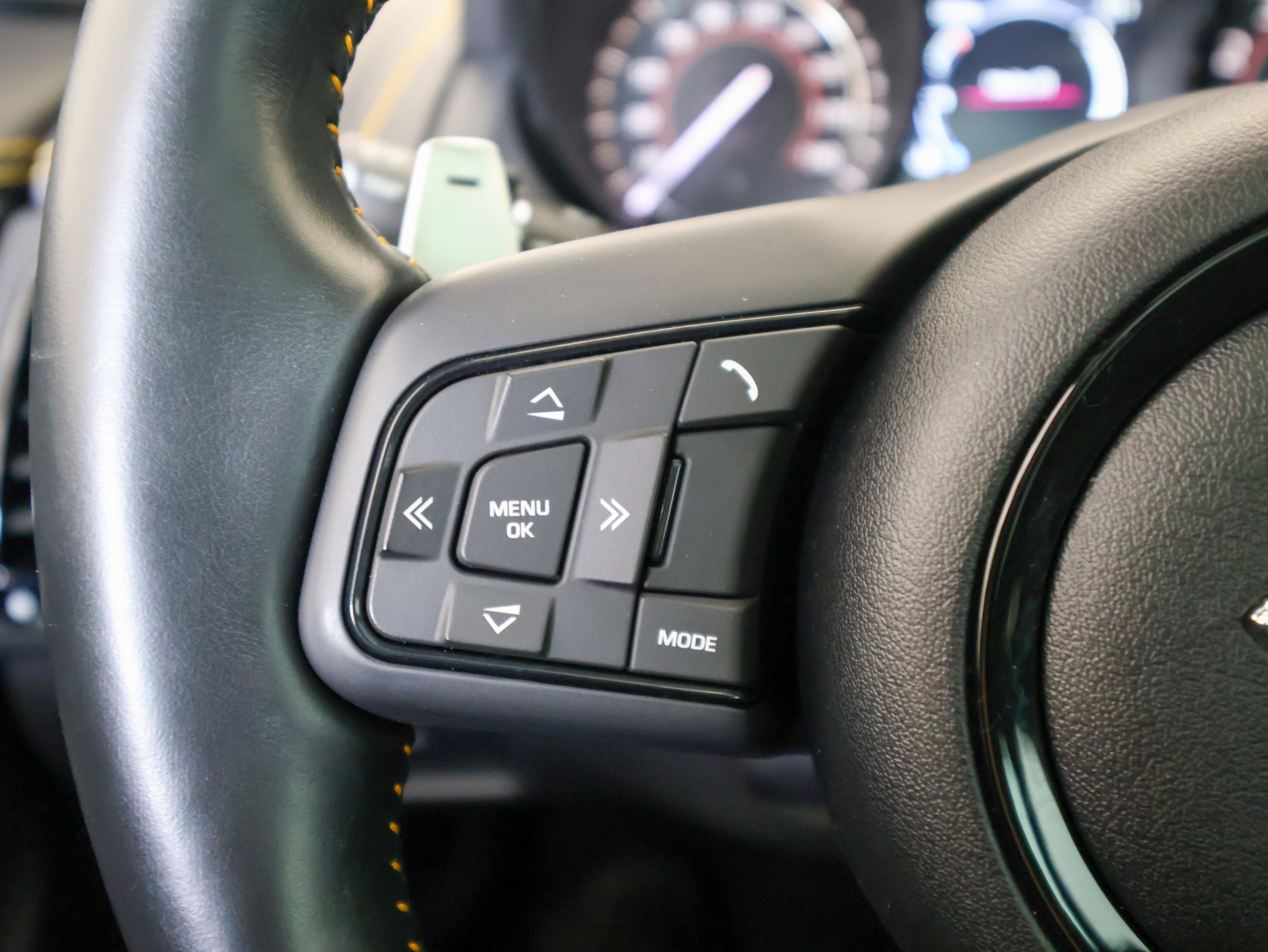 Used 2018 Jaguar F-TYPE 400 Sport image 30