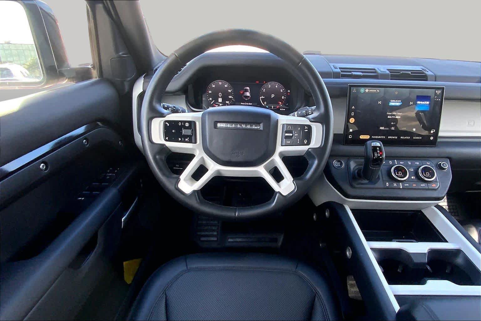 Used 2025 Land Rover Defender 110 S AWD/4WD image 6