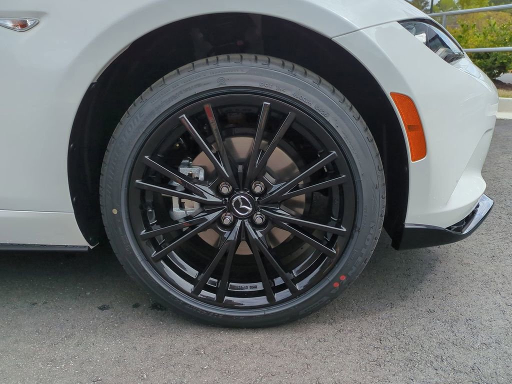 New 2026 MAZDA MX-5 Miata Club w/ Interior Package RWD image 11