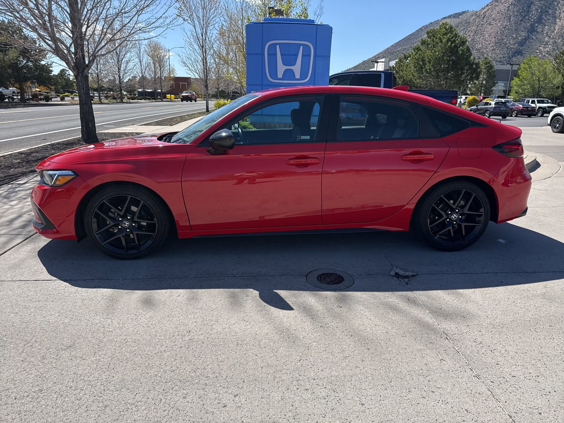 Used 2024 Honda Civic Sport image 9