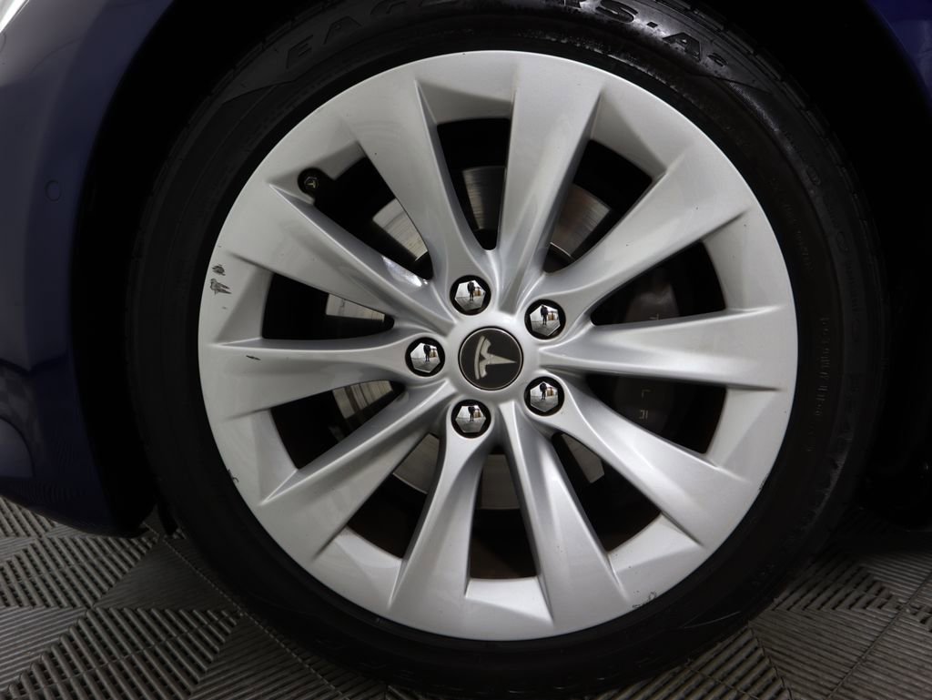 Used 2018 Tesla Model S 75D image 33