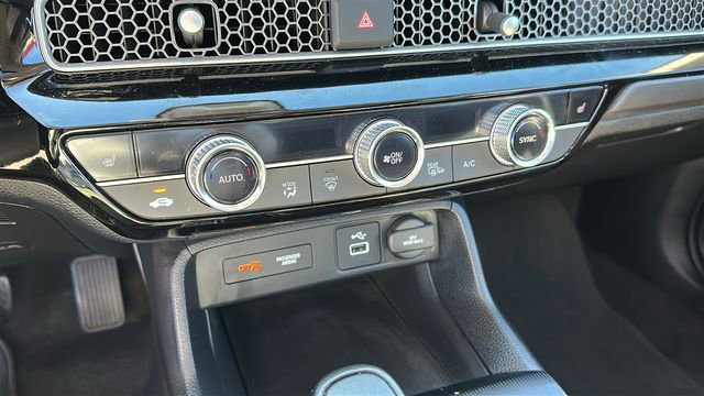 Used 2023 Honda Civic EX image 17