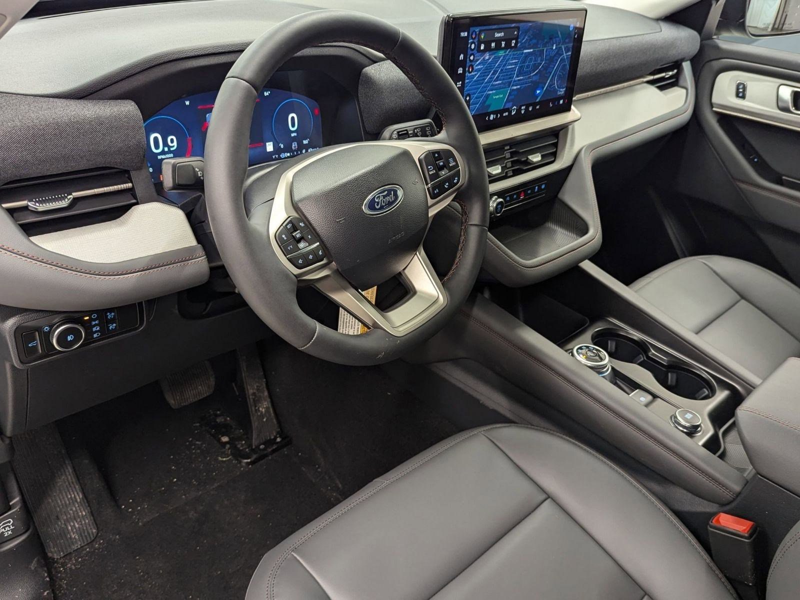 New 2026 Ford Explorer Active w/ Active Comfort Package image 3