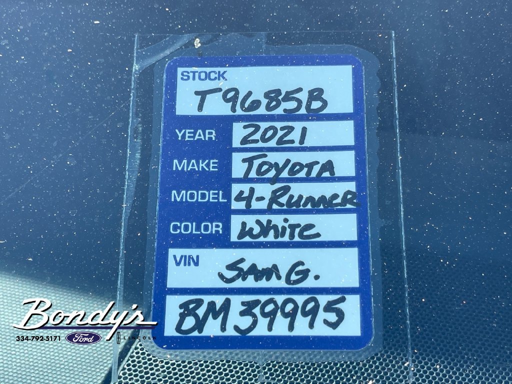 Used 2021 Toyota 4Runner SR5 Premium w/ Moonroof Package RWD image 21