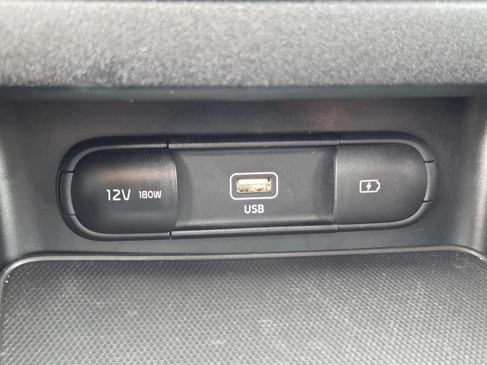 Certified 2024 Kia Forte LXS w/ LXS Technology Package FWD image 26