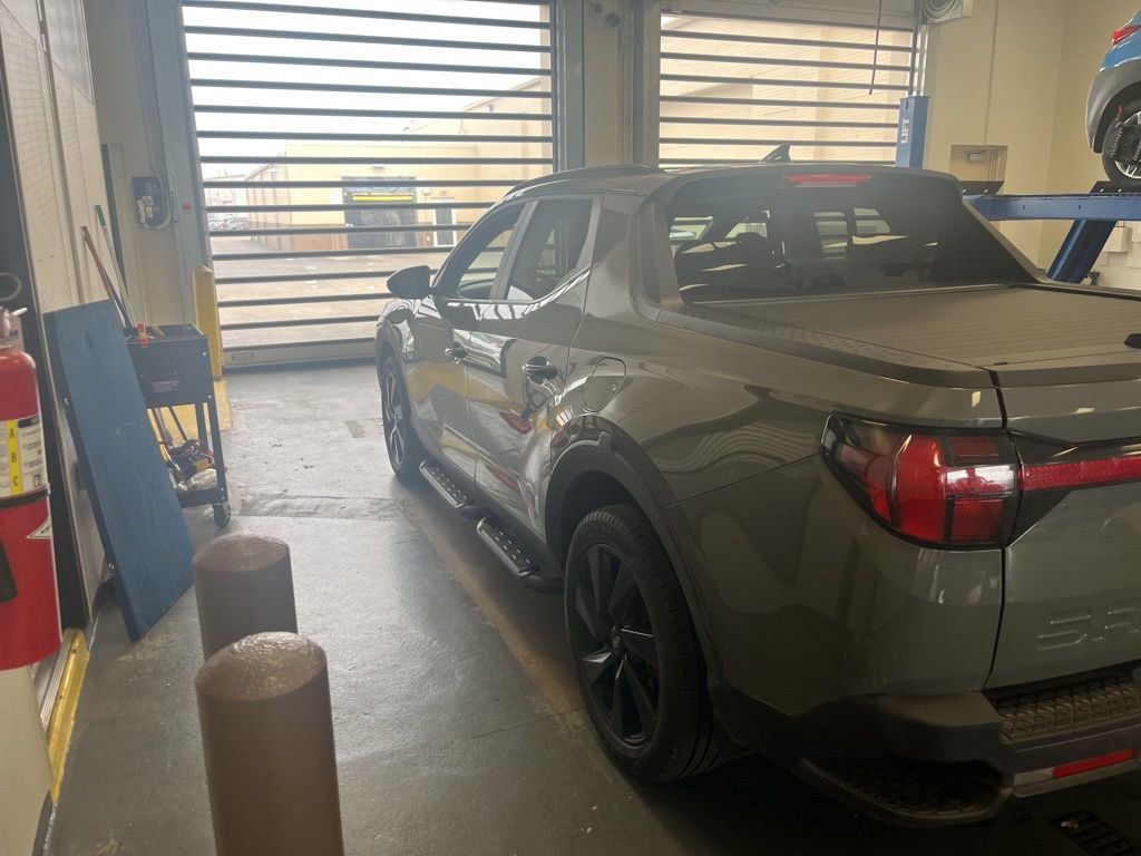 Used 2023 Hyundai Santa Cruz Night image 3