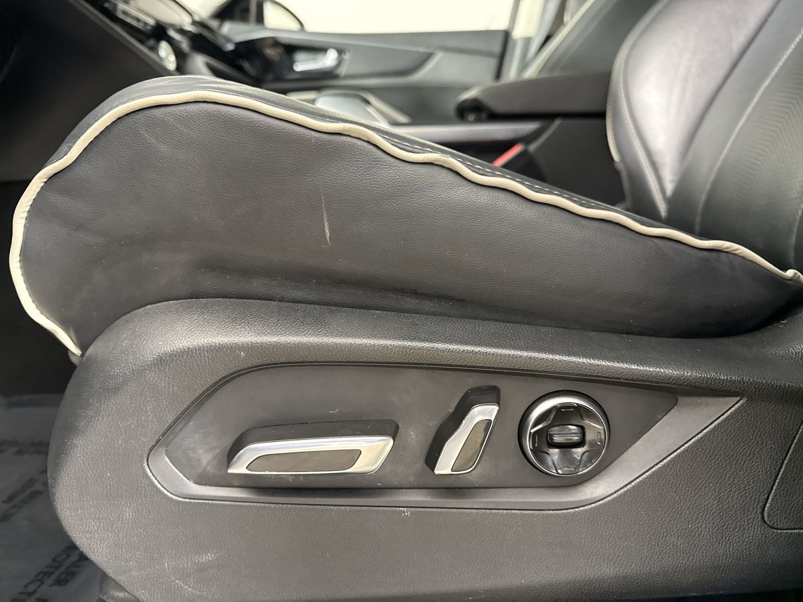 Certified 2023 Acura MDX SH-AWD w/ Advance Package image 23