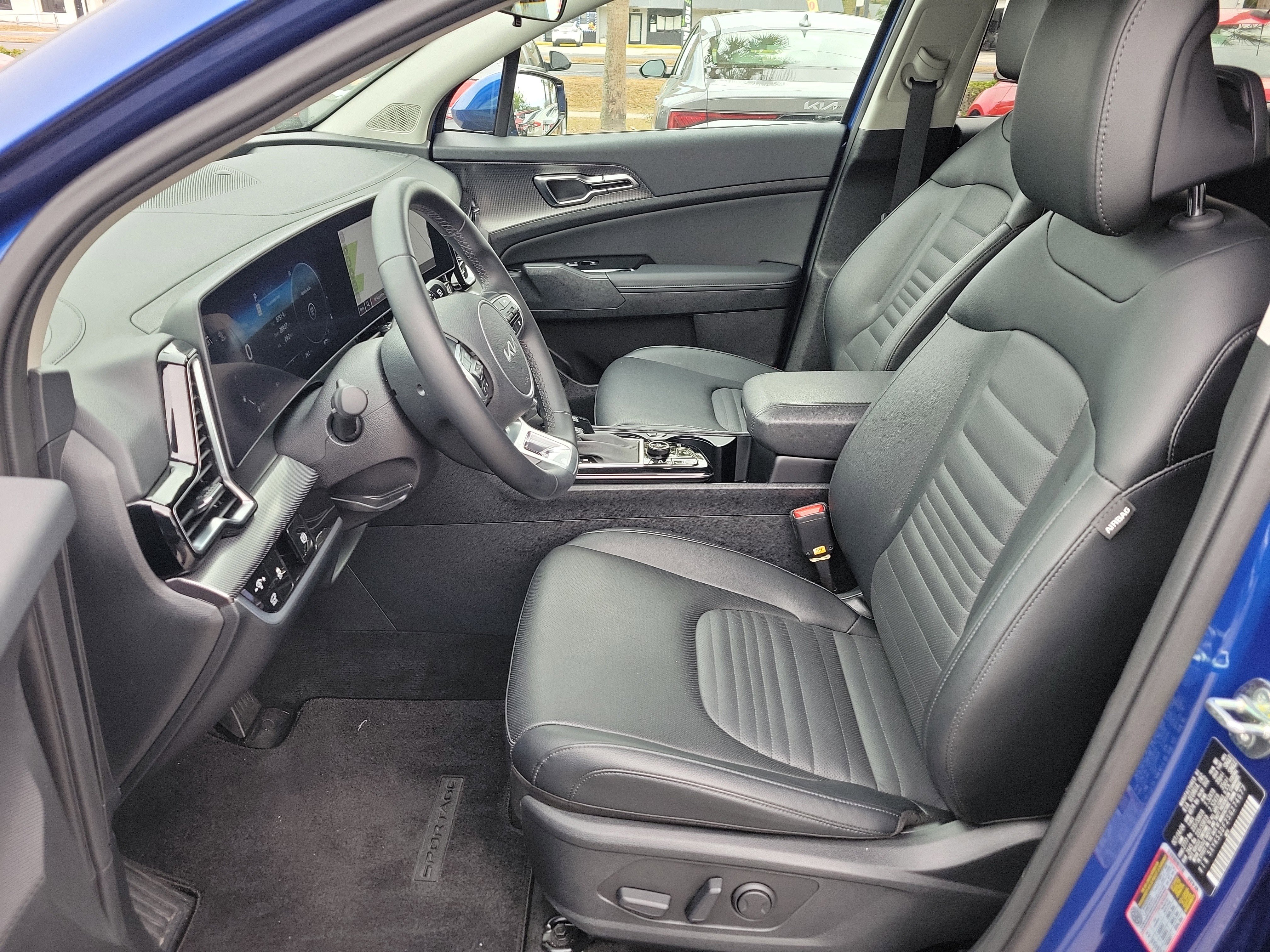 Certified 2025 Kia Sportage SX image 24