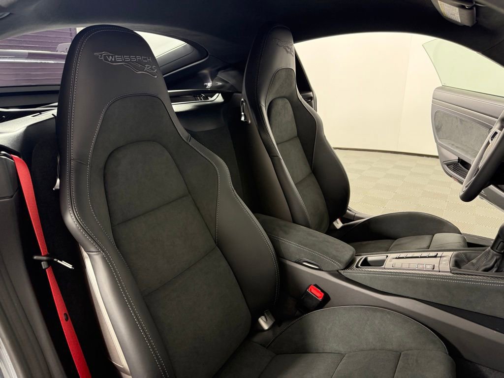 Certified 2025 Porsche 718 Cayman GT4 RS image 17