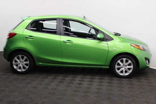 Used 2012 MAZDA MAZDA2 Touring FWD image 4