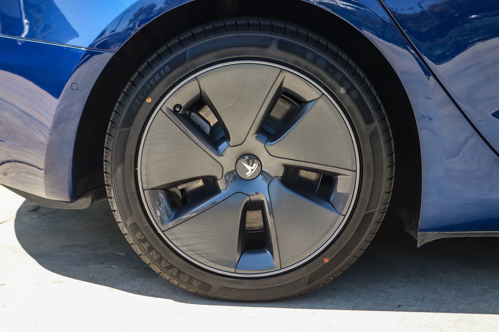 Used 2022 Tesla Model 3 Long Range AWD/4WD image 8