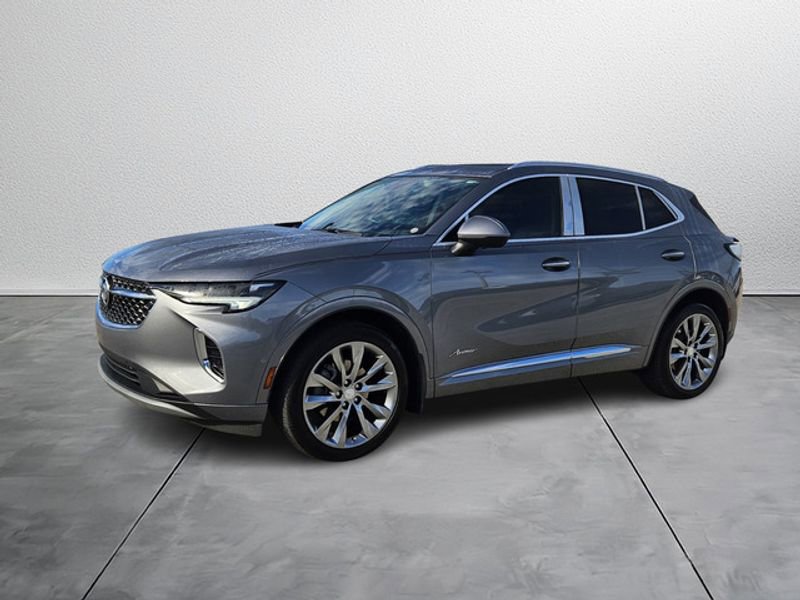 Used 2021 Buick Envision Avenir w/ Technology Package II image 2