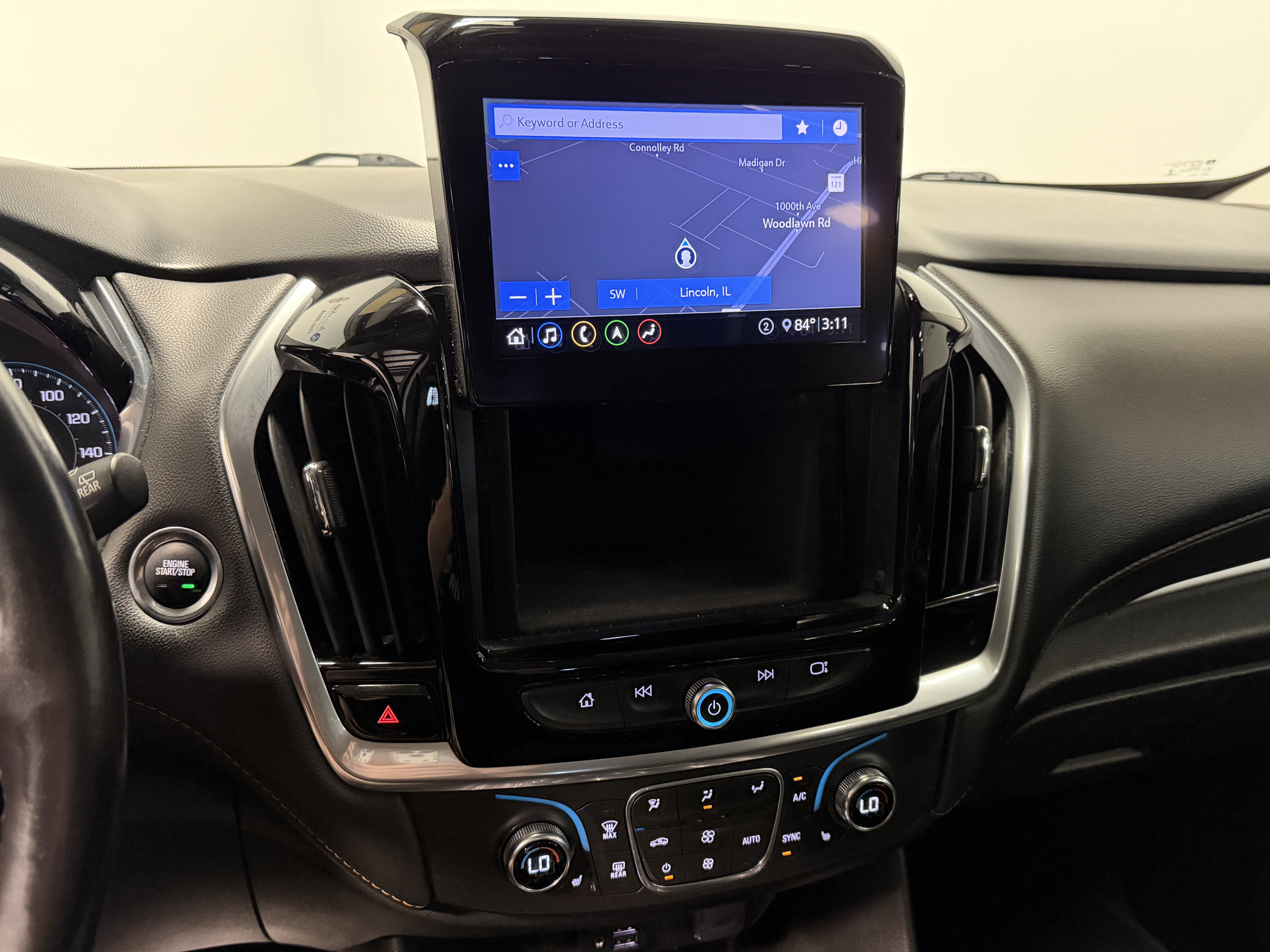 Used 2020 Chevrolet Traverse RS FWD image 12