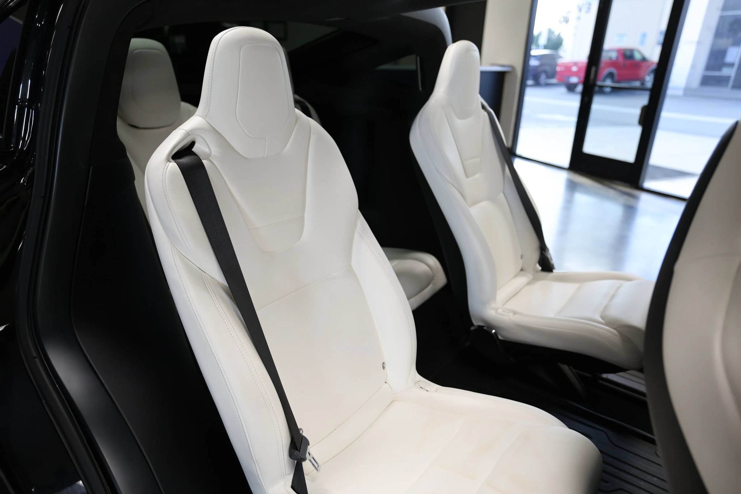 Used 2017 Tesla Model X 90D AWD/4WD image 39