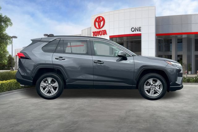 Used 2025 Toyota RAV4 XLE FWD image 3