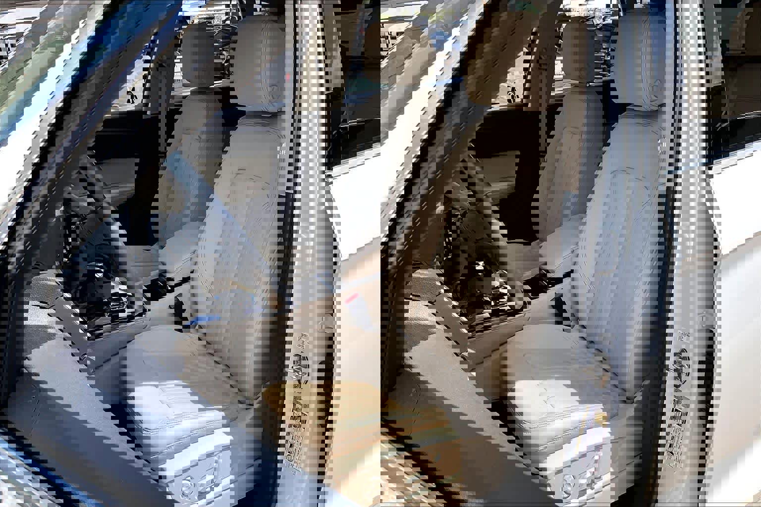 Used 2021 Audi Q5 Premium Plus image 8