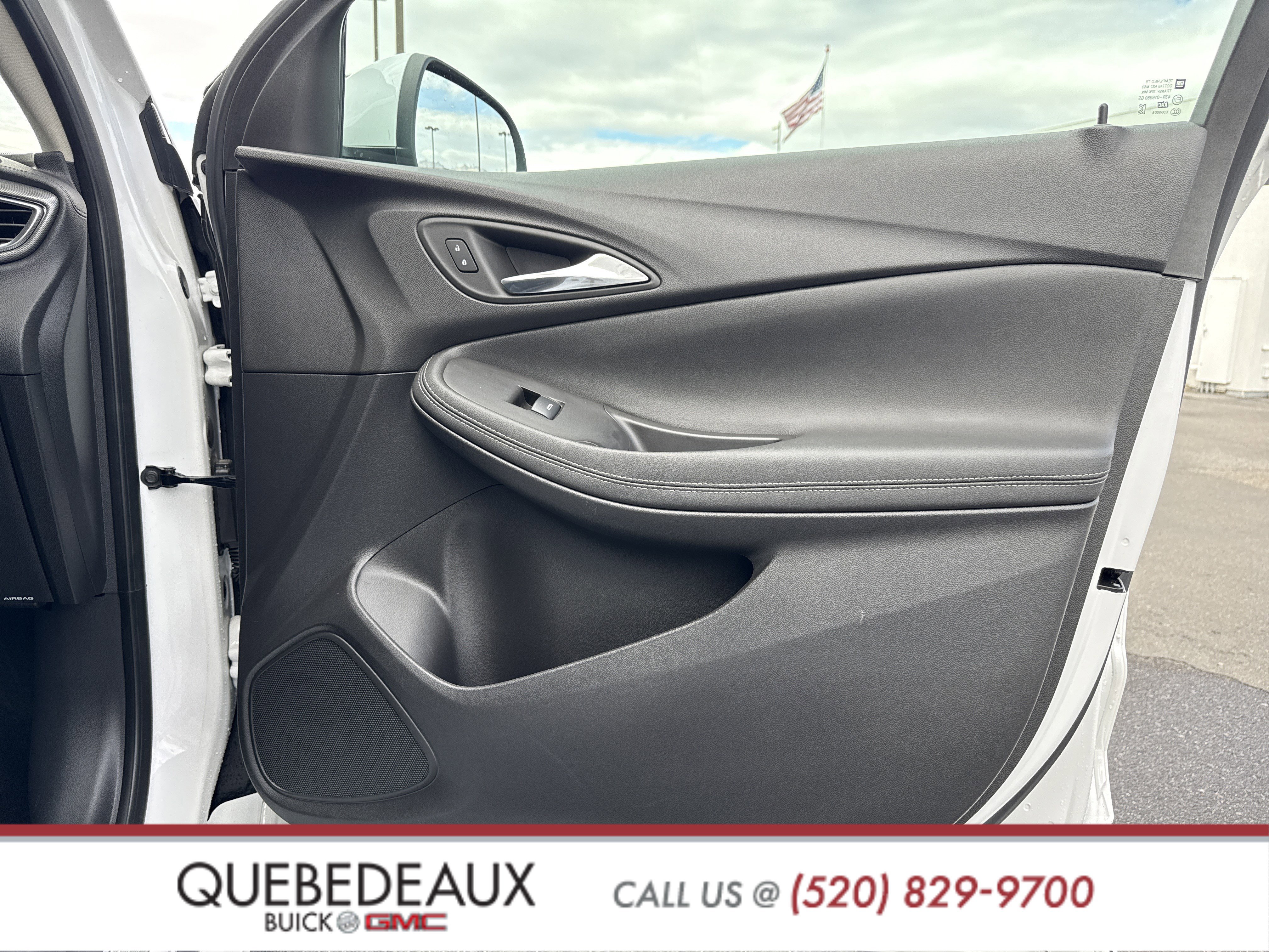 Used 2023 Buick Encore GX Select w/ Experience Buick Package image 32