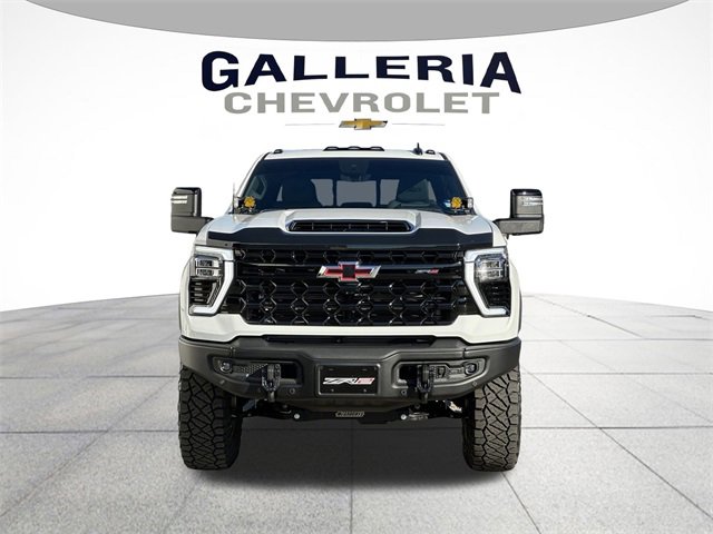 Certified 2025 Chevrolet Silverado 2500 ZR2 w/ ZR2 Bison Edition image 3
