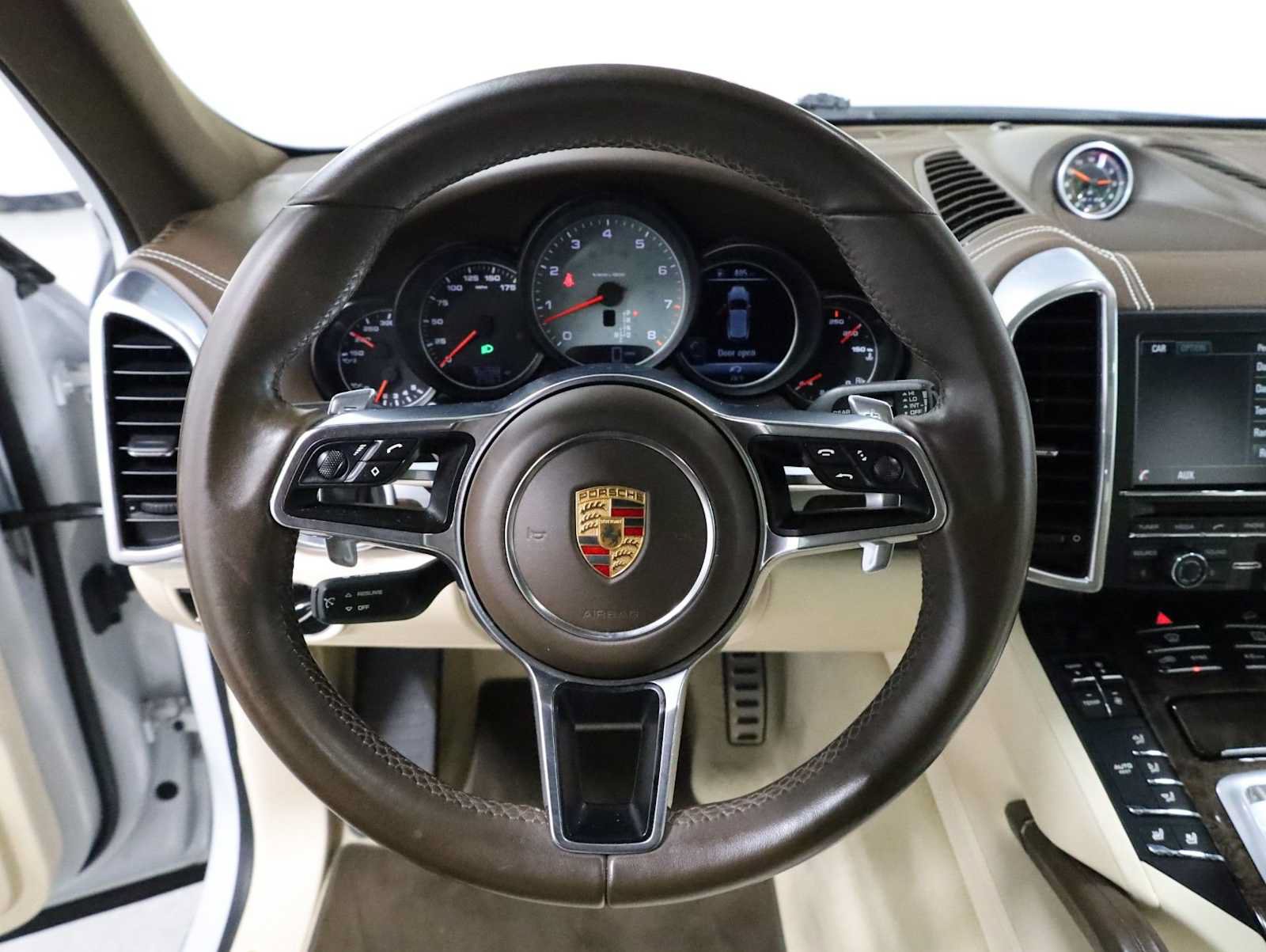 Used 2015 Porsche Cayenne S AWD/4WD image 25