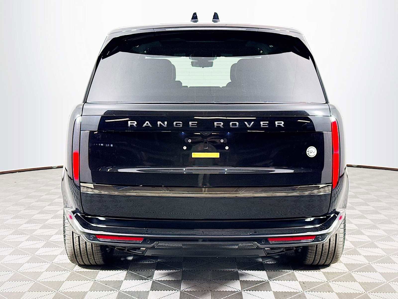 New 2026 Land Rover Range Rover SV image 6