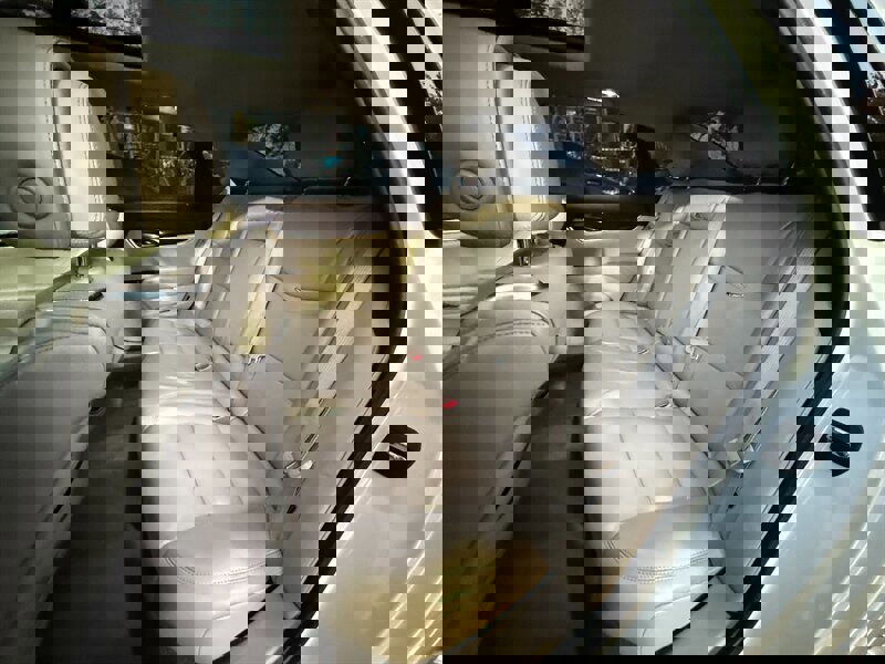 Used 2013 Cadillac XTS Premium image 23