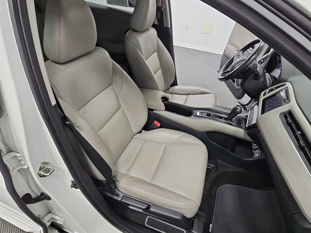Used 2017 Honda HR-V EX-L image 38