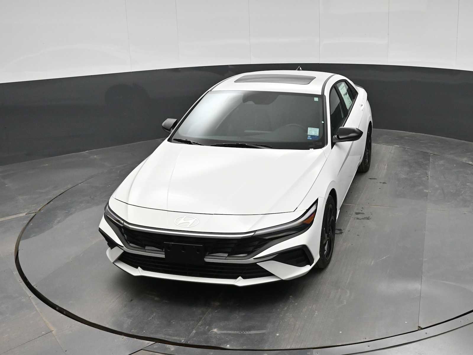 New 2026 Hyundai Elantra SEL Sport FWD image 31