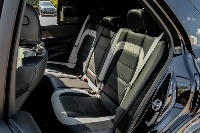 Used 2023 Mercedes-Benz GLE 63 AMG S image 48