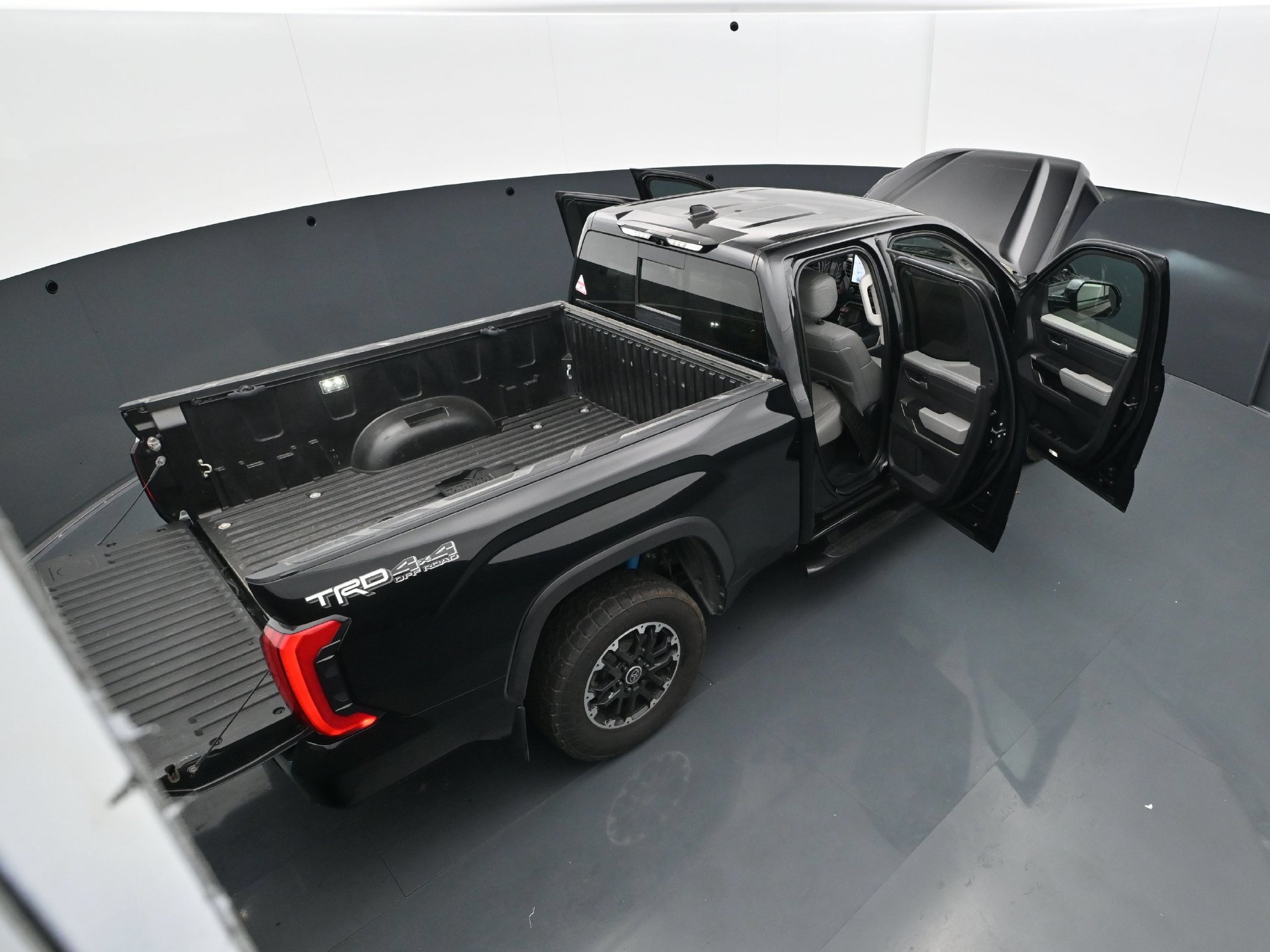 Used 2022 Toyota Tundra Limited AWD/4WD image 44