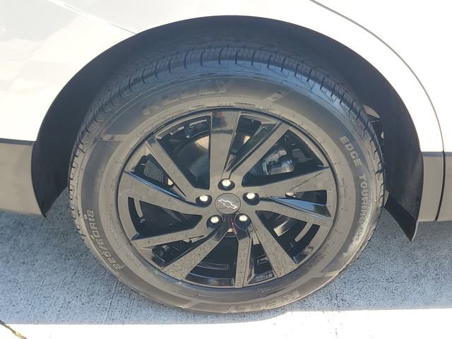 Certified 2023 Chevrolet Equinox LS w/ Midnight Edition FWD image 7