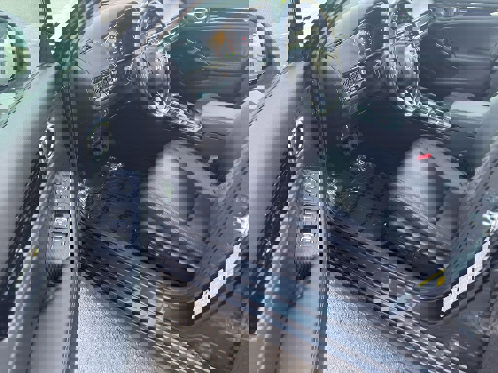 Used 2023 Honda Civic Touring image 4