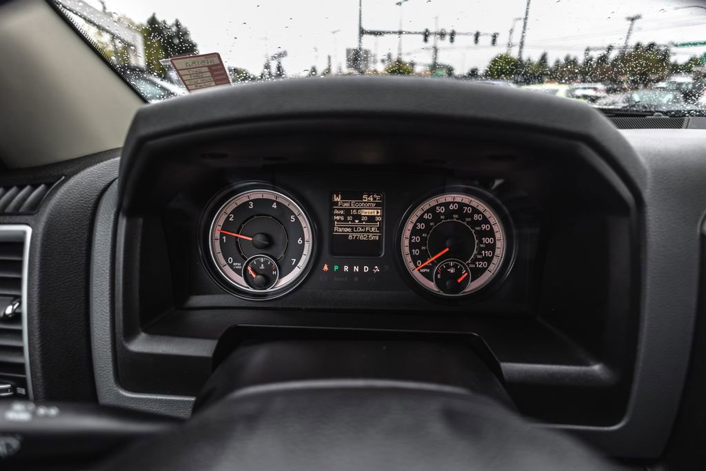 Used 2017 RAM 1500 Classic SLT AWD/4WD image 14