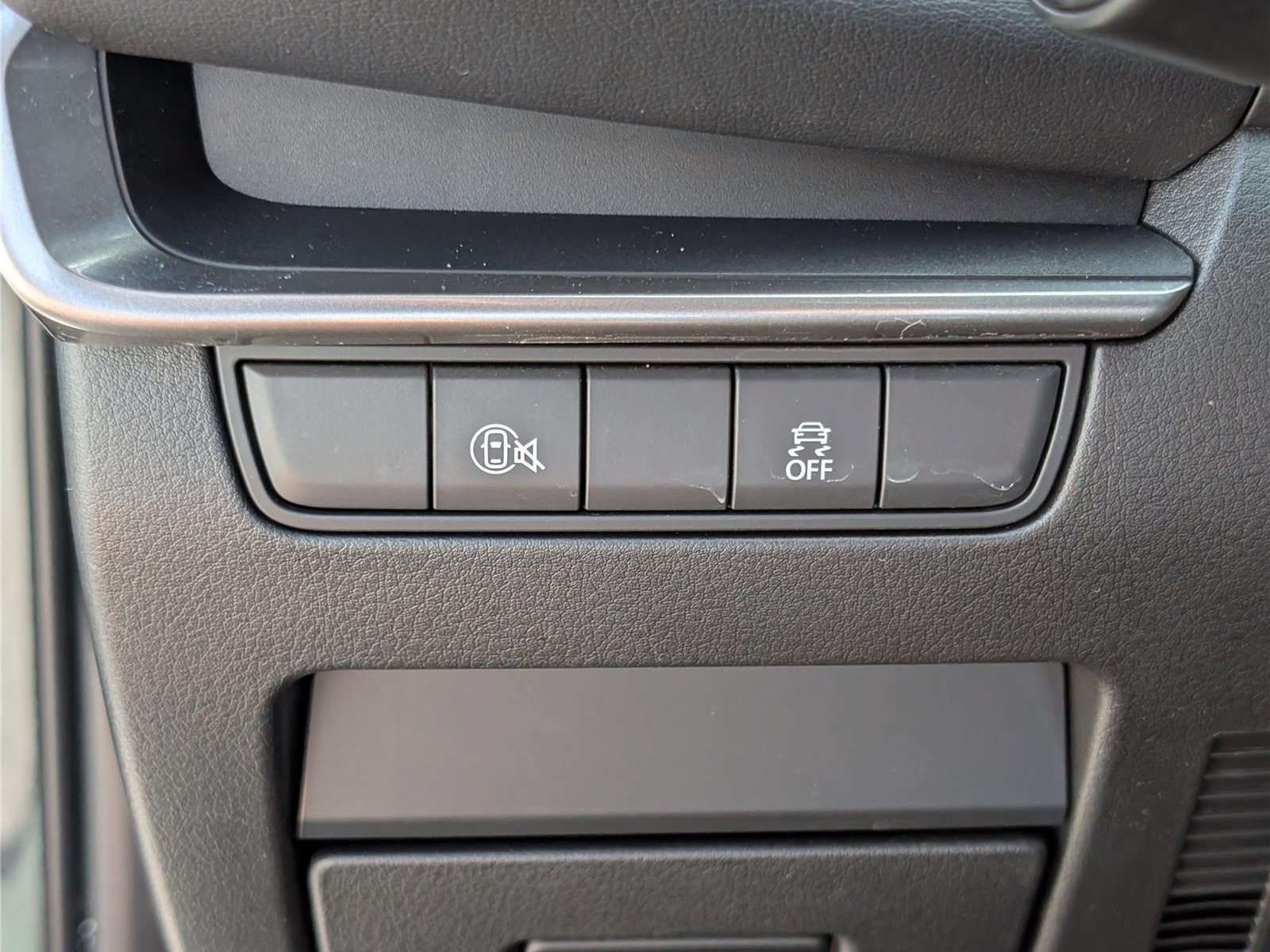 Used 2024 MAZDA MAZDA3 s FWD image 19