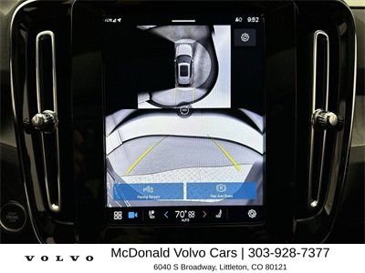 New 2025 Volvo XC40 B5 Plus w/ Protection Package Premier AWD/4WD image 16