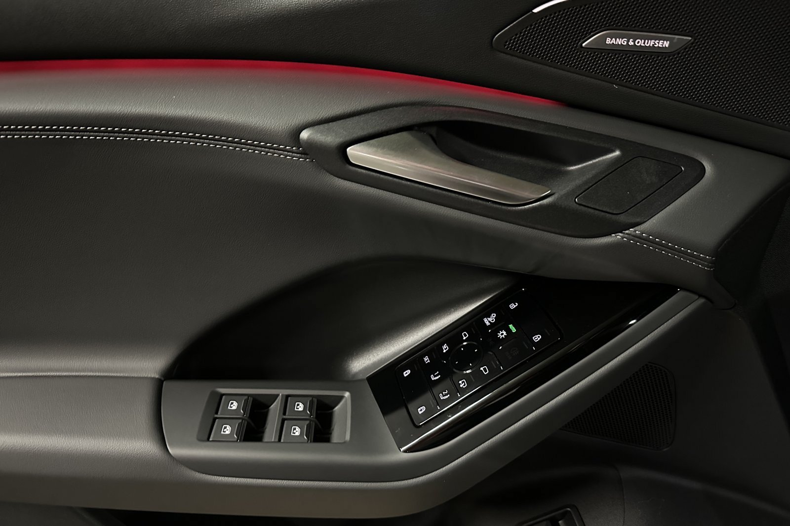 New 2027 Audi Q6 e-tron Premium Plus AWD/4WD image 10