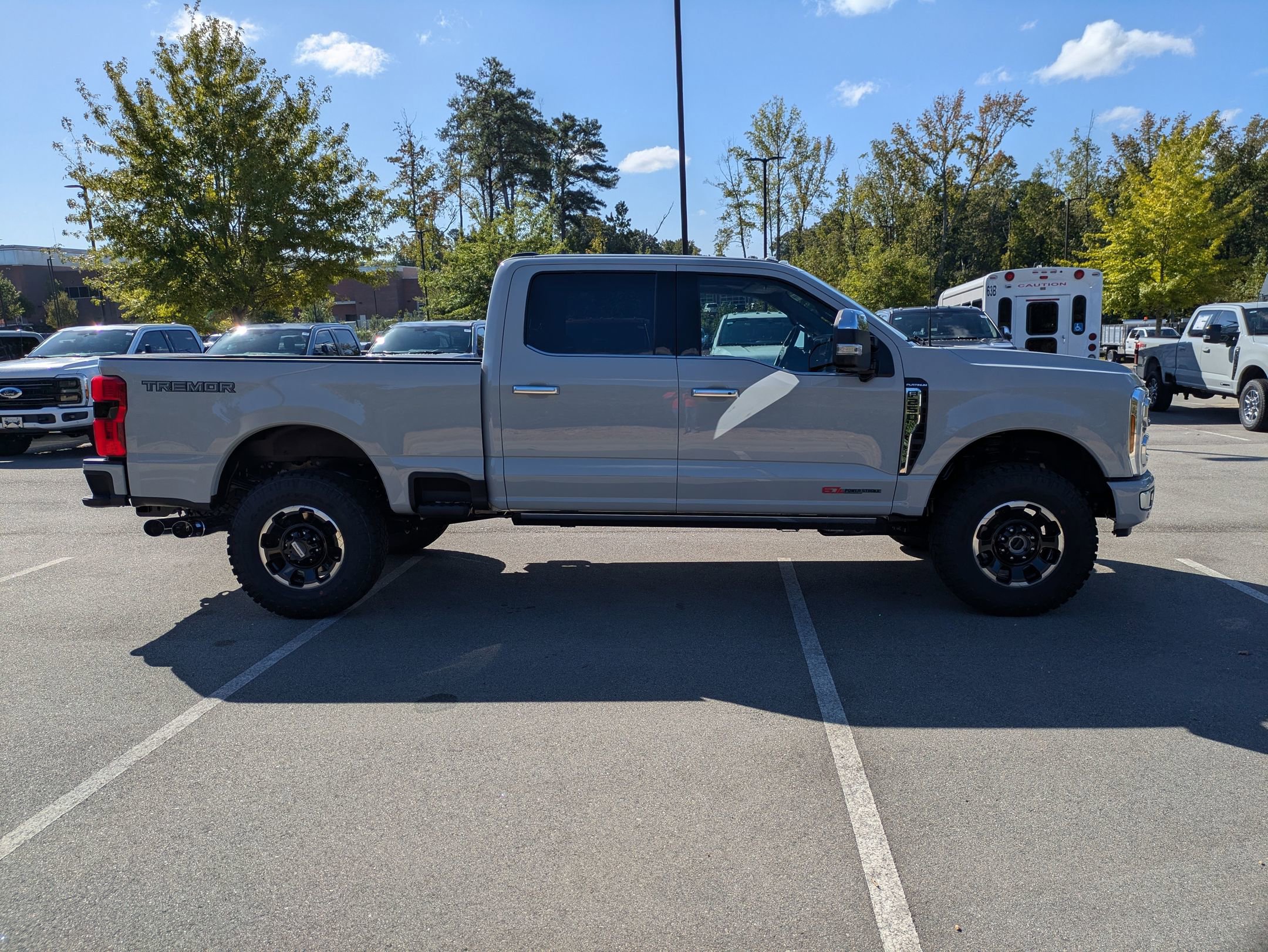 New 2026 Ford F250 Platinum w/ Platinum Plus Package image 3