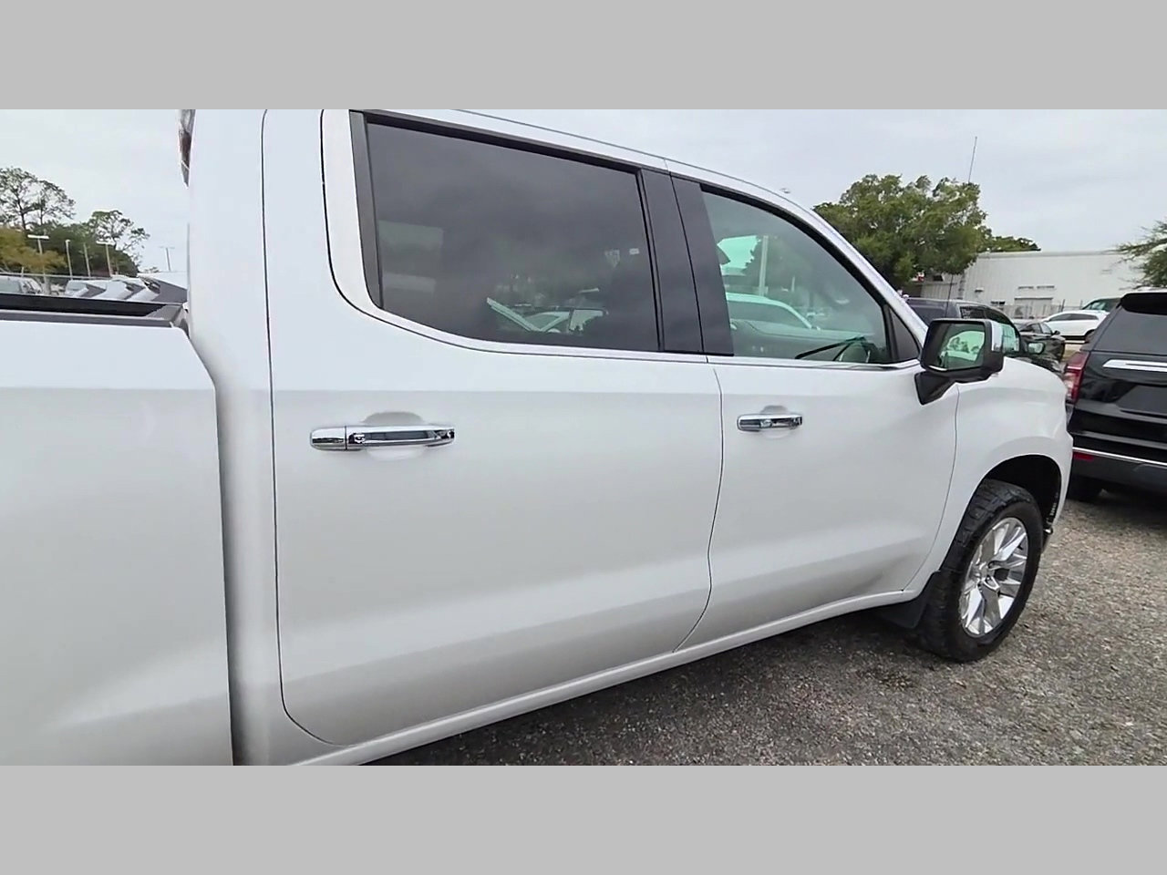 Used 2019 Chevrolet Silverado 1500 LTZ w/ LTZ Plus Package image 22