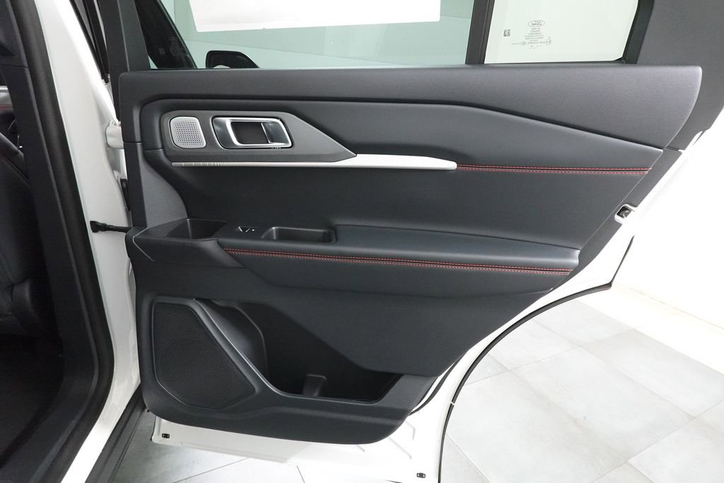 New 2026 Ford Explorer ST image 30