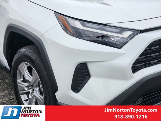 Used 2025 Toyota RAV4 XLE w/ Convenience Package FWD image 10