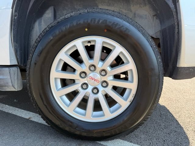 Used 2012 GMC Yukon 4WD Hybrid image 8