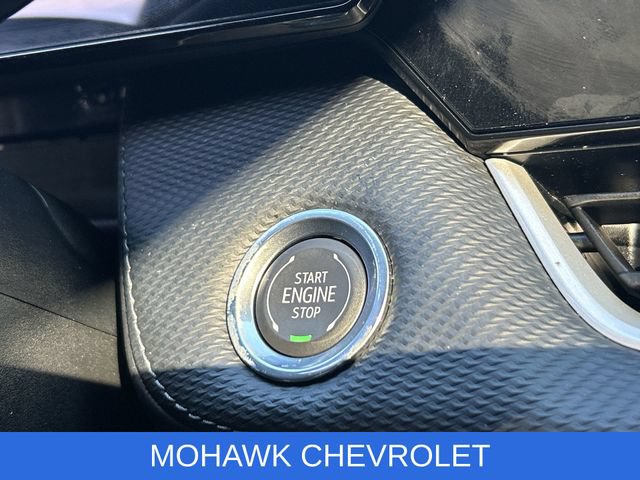 Used 2026 Chevrolet Equinox LT AWD/4WD image 17