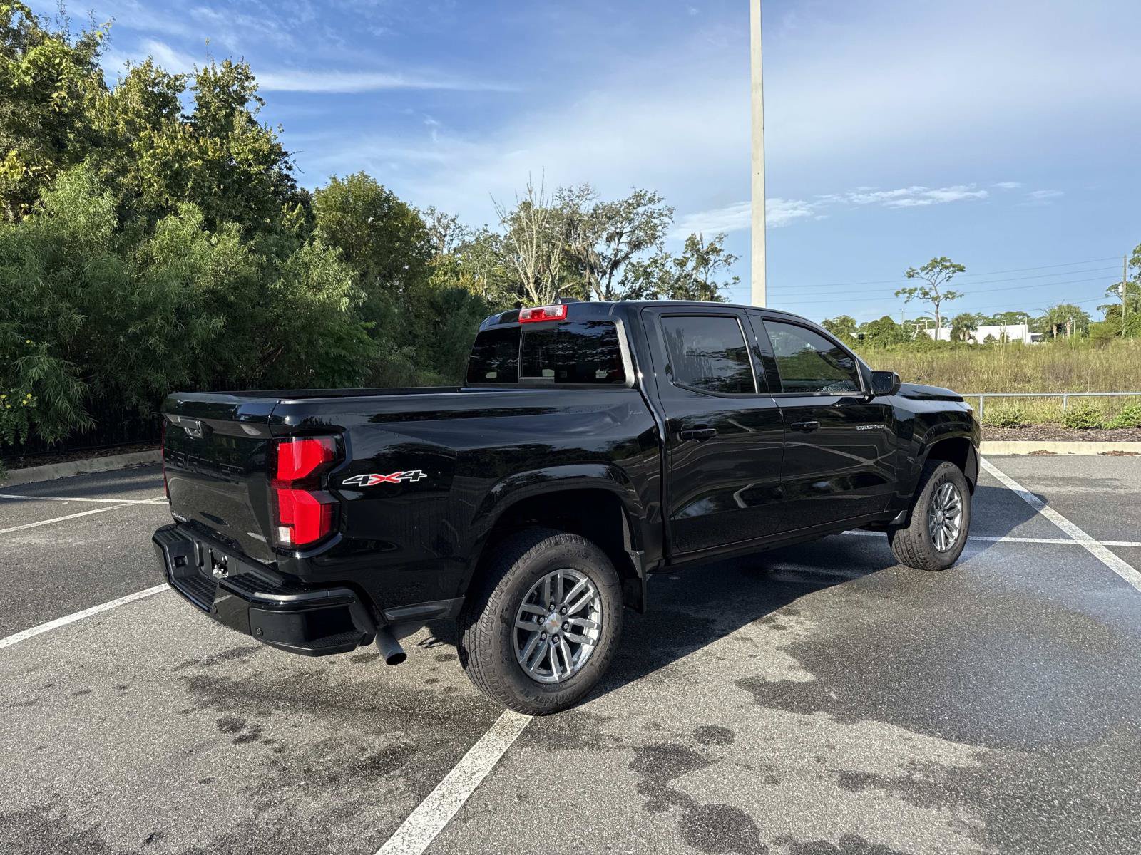 Used 2026 Chevrolet Colorado LT w/ LT Convenience Package AWD/4WD image 3