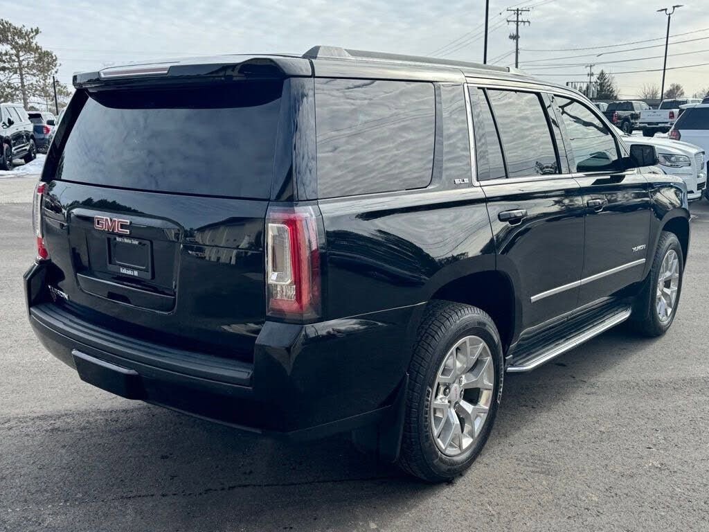 Used 2020 GMC Yukon SLE w/ SLE Value Package image 4