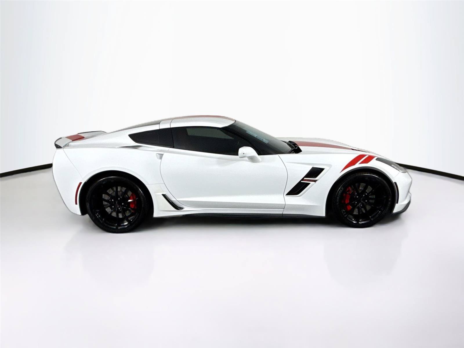 Used 2018 Chevrolet Corvette Grand Sport RWD image 10
