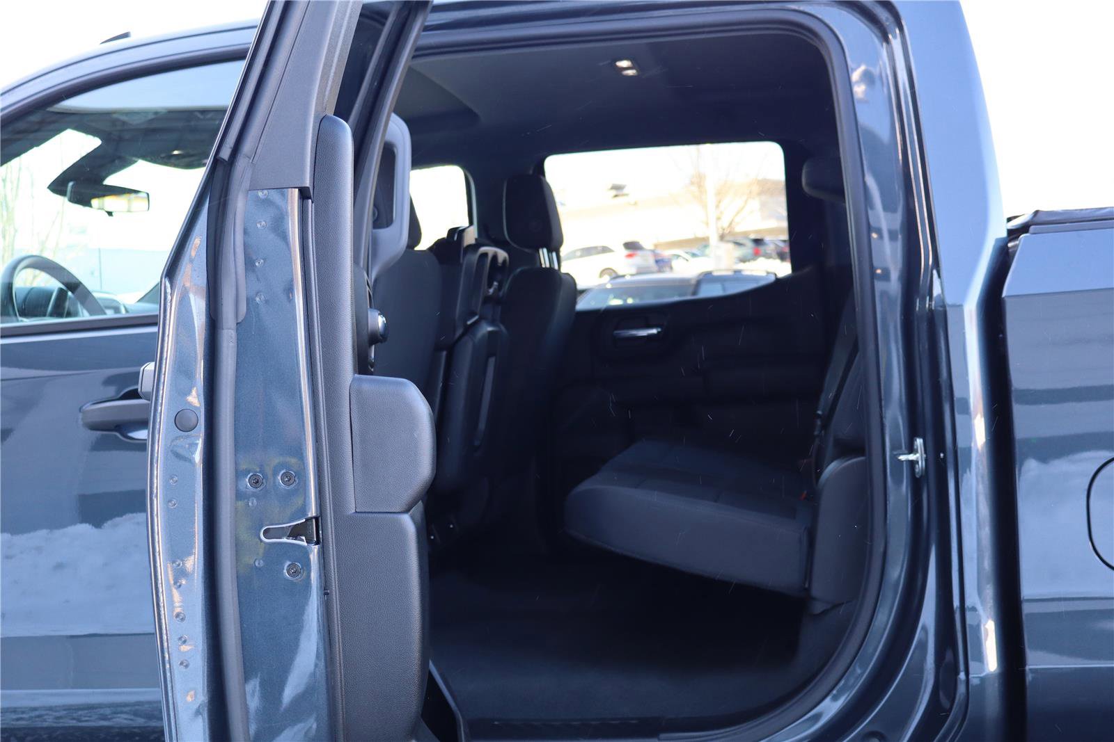 Used 2022 Chevrolet Silverado 1500 Custom Trail Boss w/ Safety Confidence Package image 27