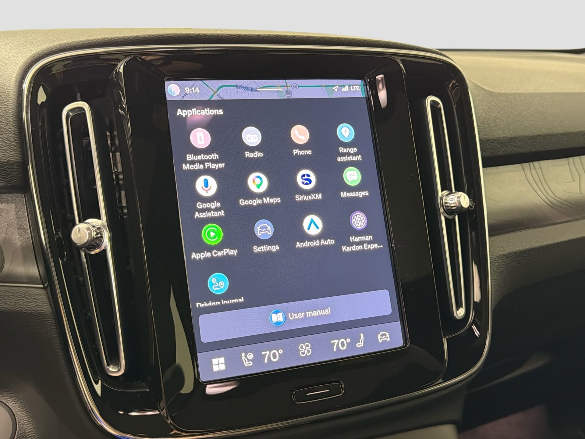 Certified 2023 Volvo C40 P8 Recharge Ultimate w/ Protection Package Premier AWD/4WD image 15