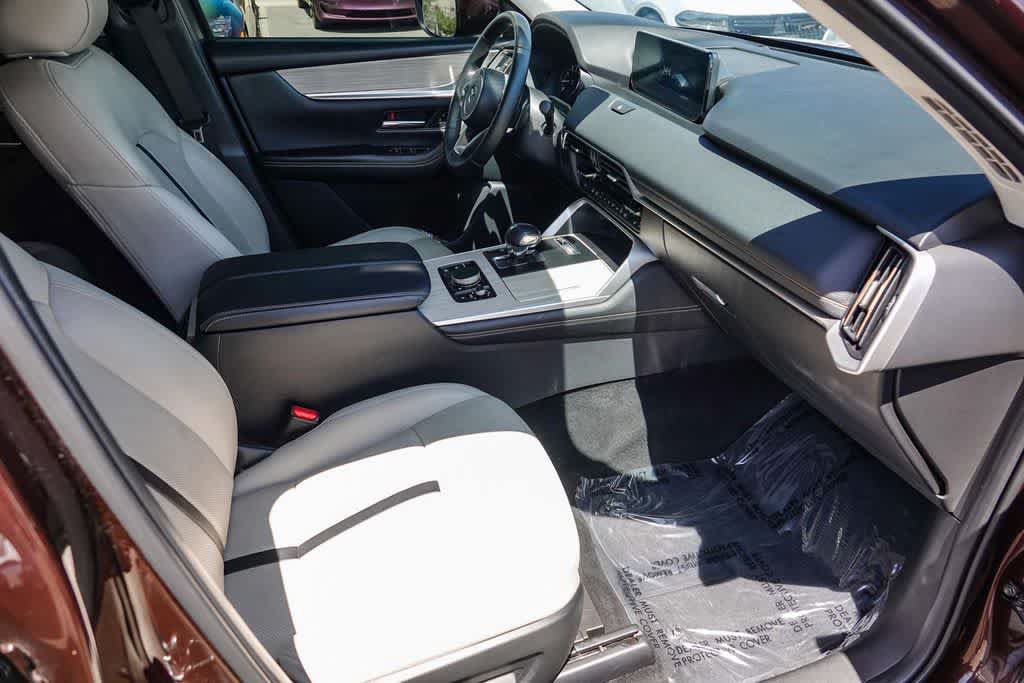 Used 2024 MAZDA CX-90 3.3 Turbo w/ Premium Package AWD/4WD image 15