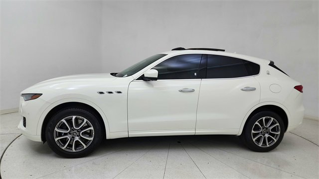 Used 2020 Maserati Levante S image 3