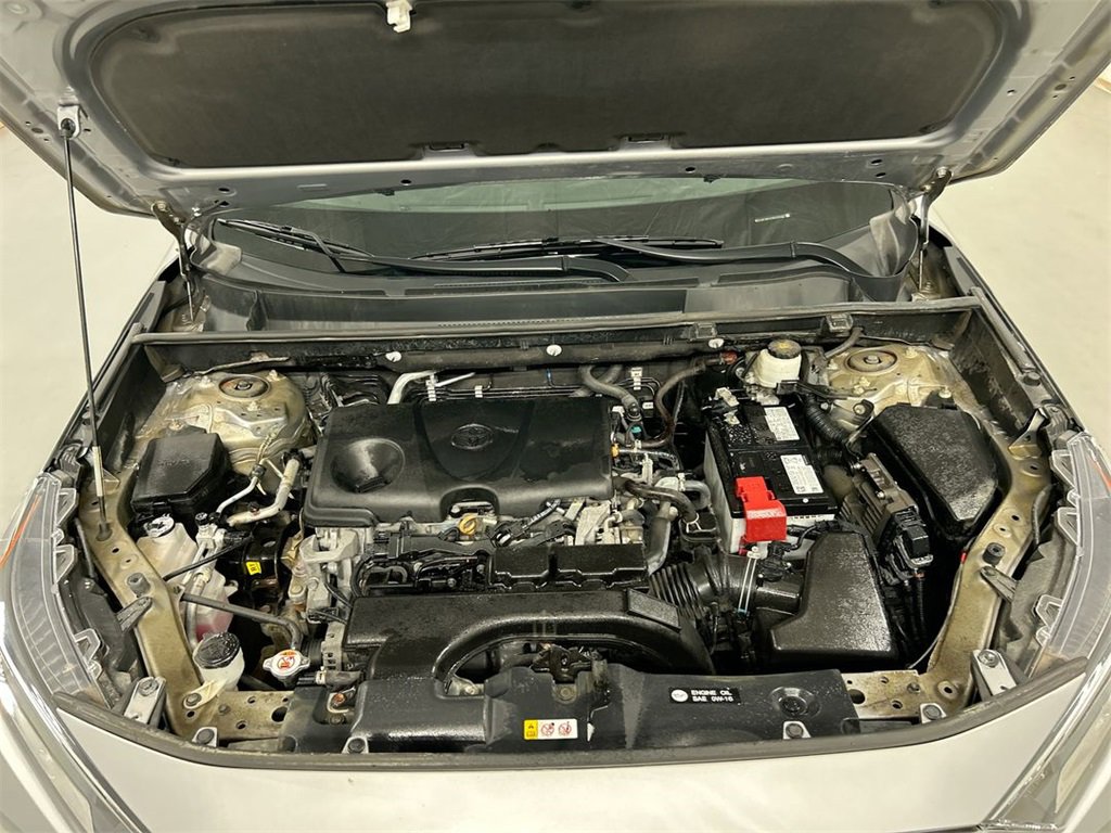 Used 2021 Toyota RAV4 XLE image 23