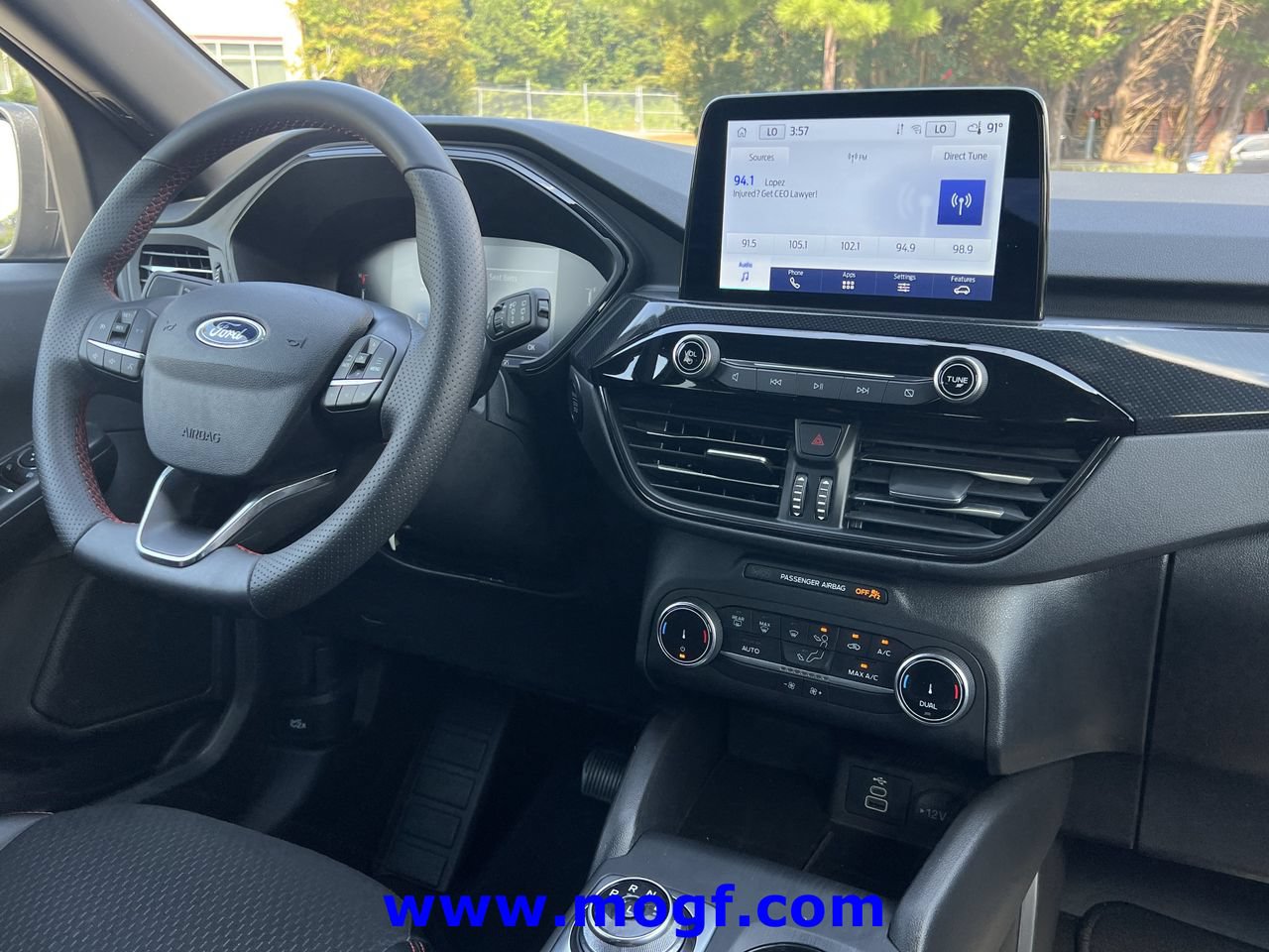 Used 2025 Ford Escape ST-Line FWD image 6